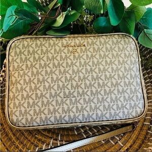 Michael Kors Signature MK Logo Crossbody Bag Chain Strap NWT